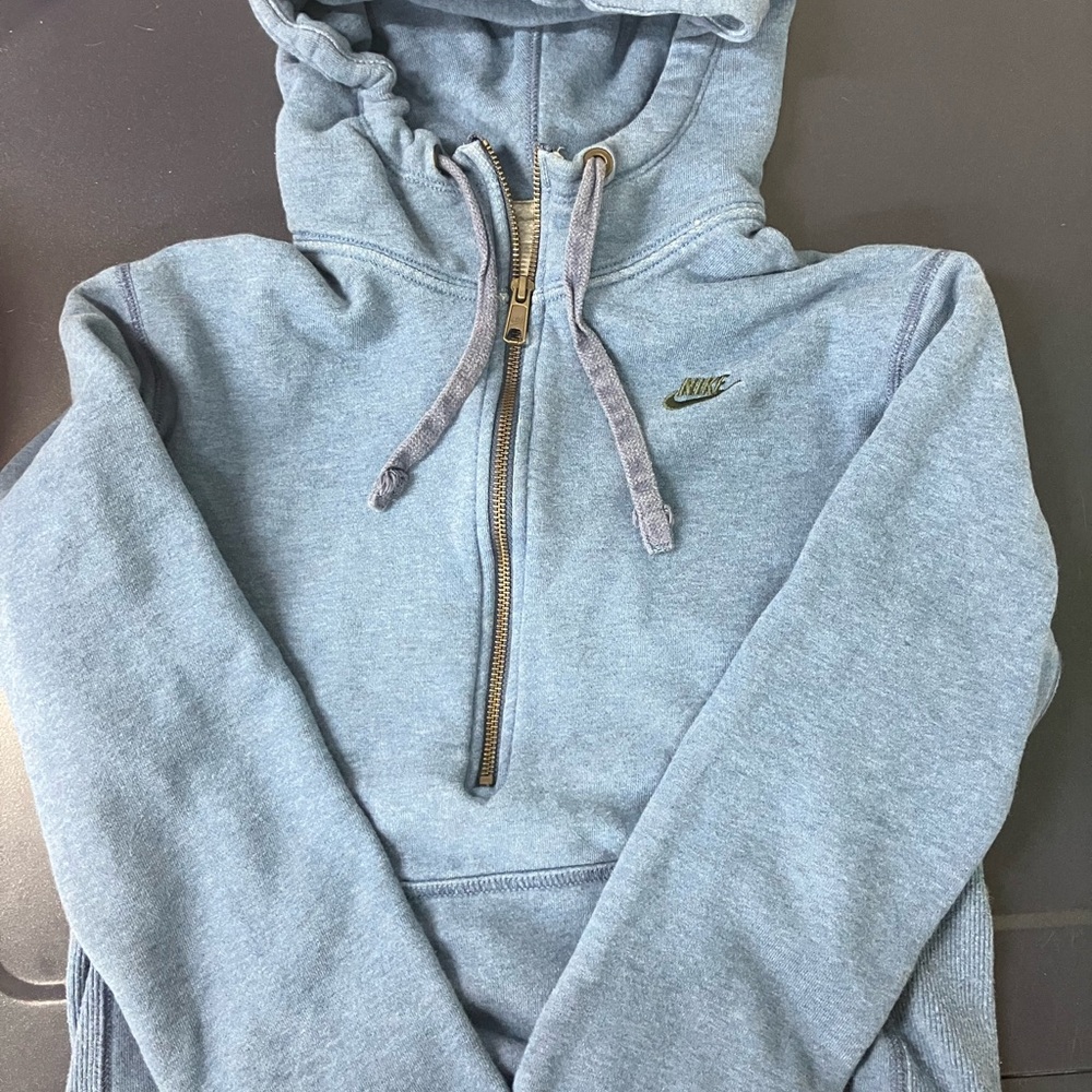 Bella Swan Nike Half Zip - Picture 3 of 9